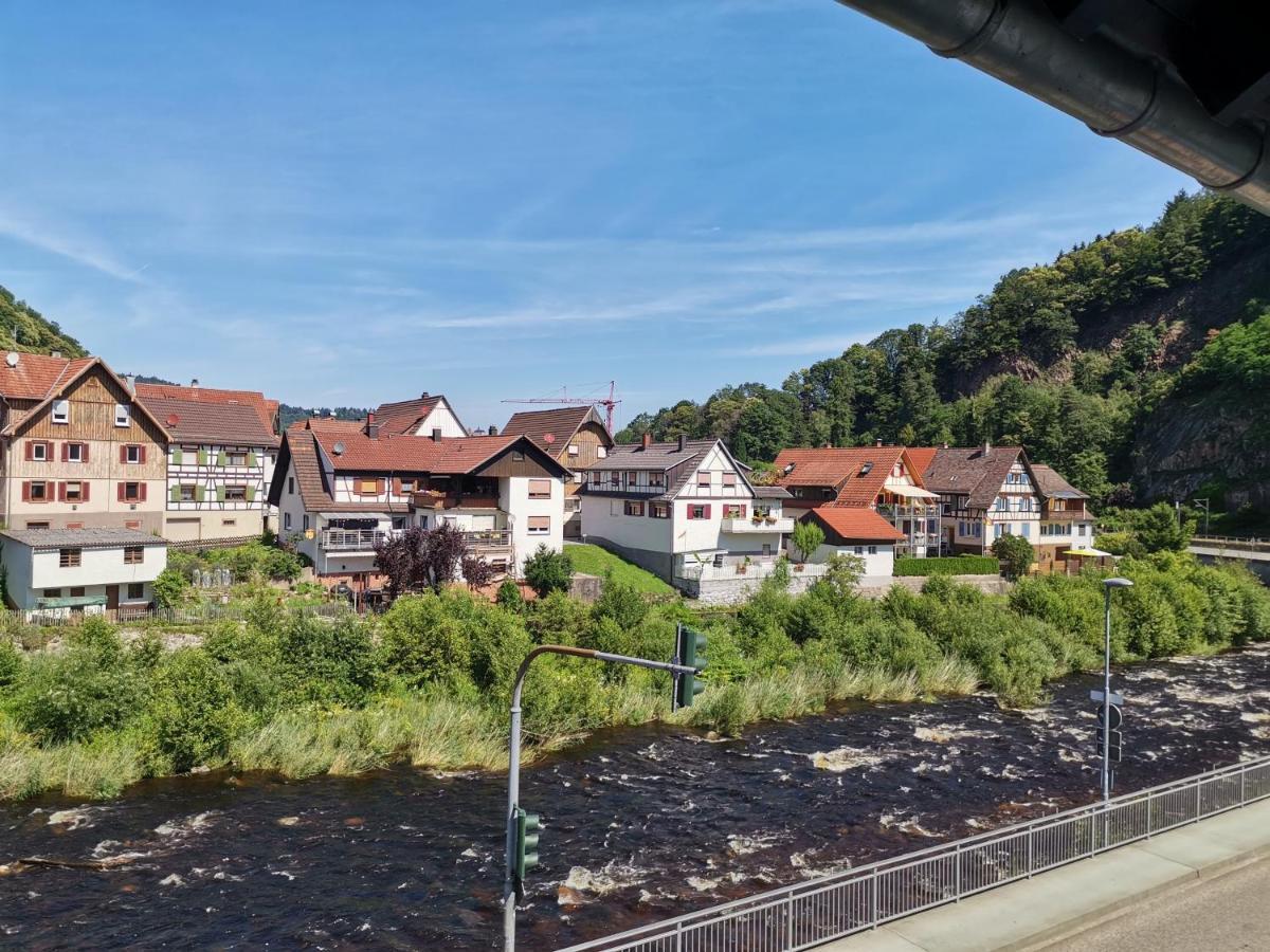 Hotel Gruener Baum - Hotel Im Murgtal, Schwarzwald Weisenbach Exterior foto